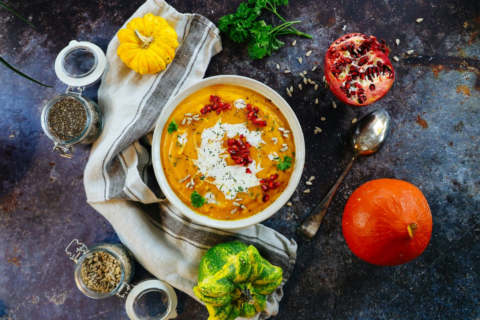 Propomos três receitas vegan para servir de menu ou integrar na refeição carnívora de Natal como acompanhamento