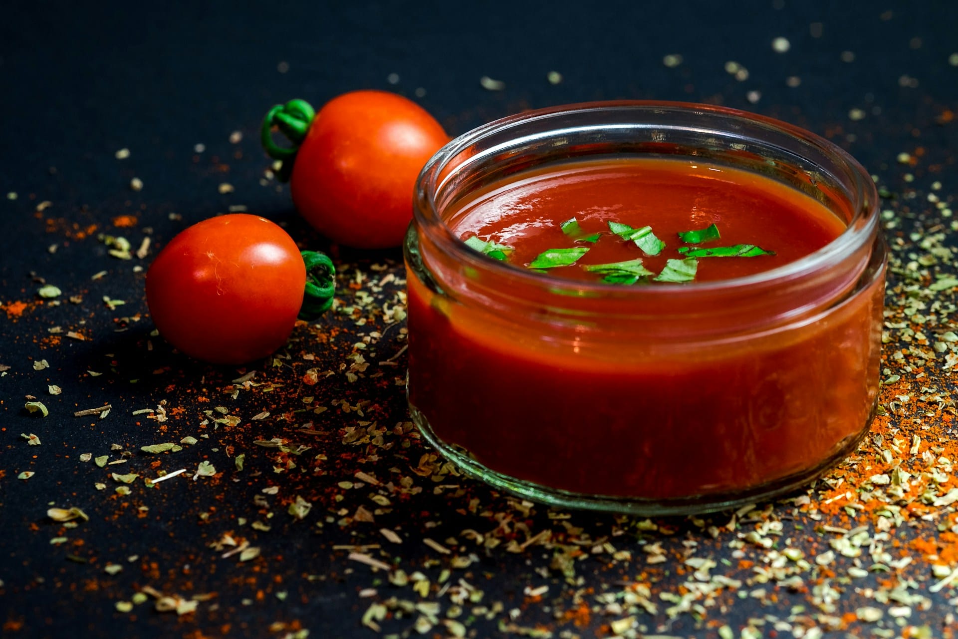 Como criar ketchup caseiro e uns deliciosos palitos de casca de beterraba a acompanhar uma deliciosa entrada zero desperdício