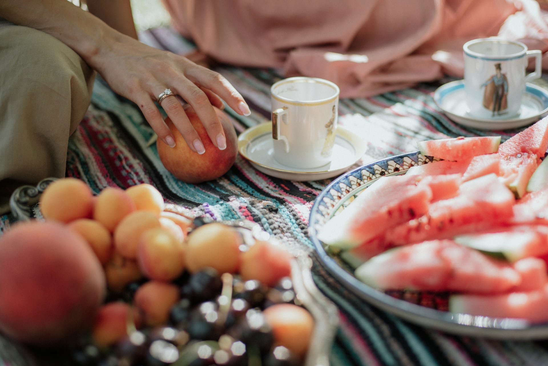 Como escolher o que levar para beber e comer no piquenique de forma a ser simples prático e possa agradar a todos